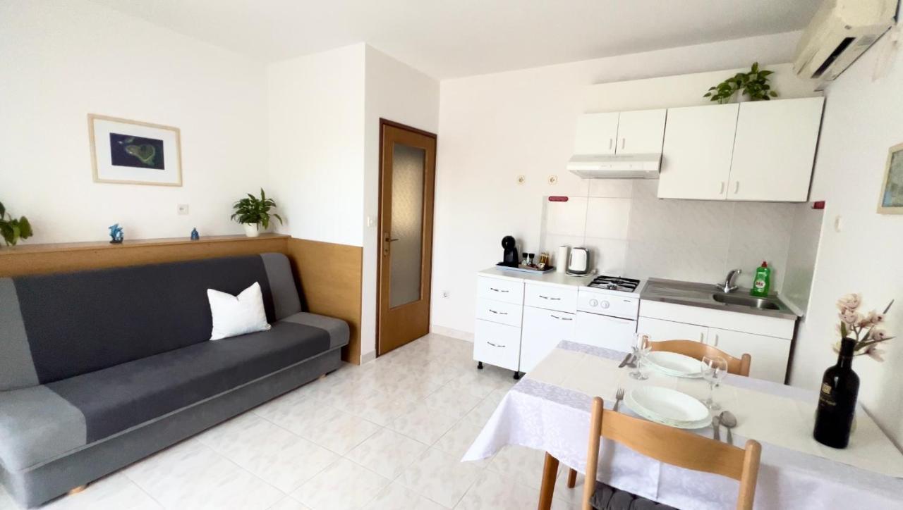 Martin Apartments Ровинь Экстерьер фото